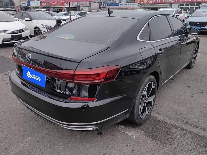 Фото 3 - Volkswagen Passat