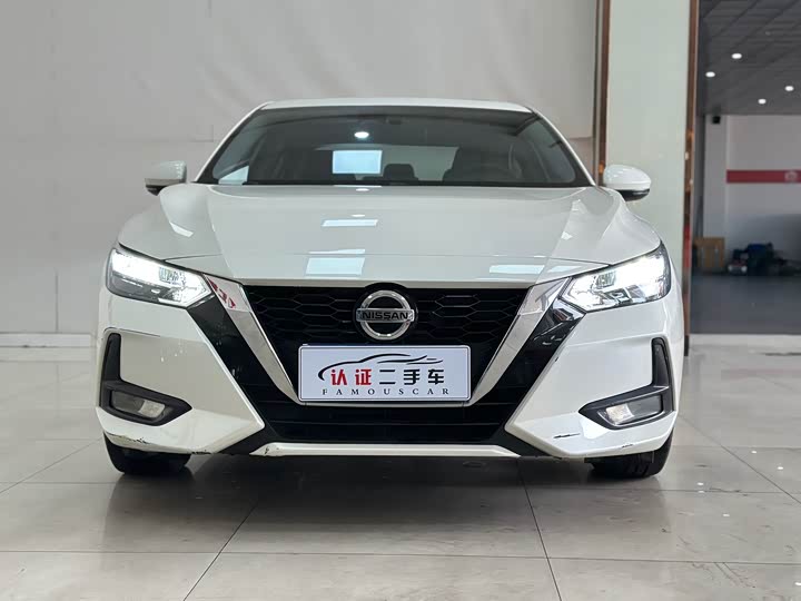 Фото 2 - Nissan Sylphy