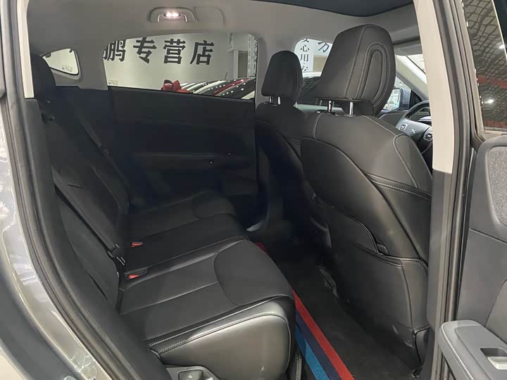 Фото 4 - XPeng G6