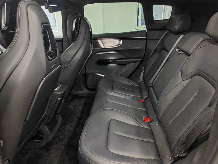 Фото 3 - HiPhi Y