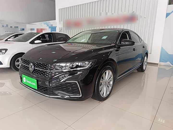 Фото 2 - Volkswagen Passat