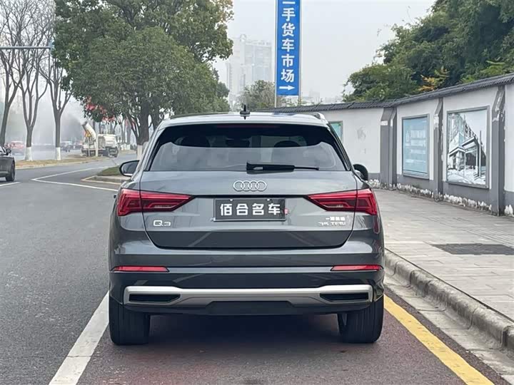 Фото 6 - Audi Q3