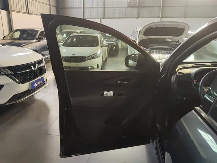 Фото 7 - Chevrolet Equinox