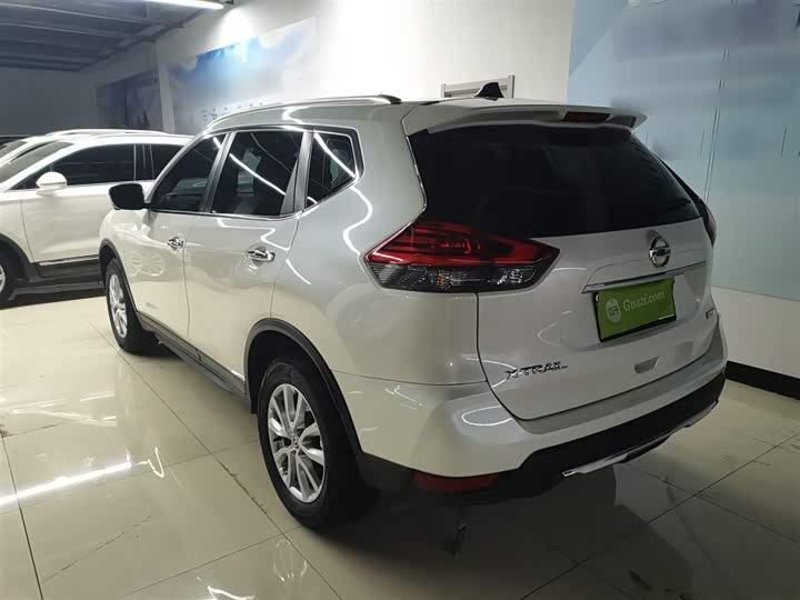 Фото 5 - Nissan X-Trail