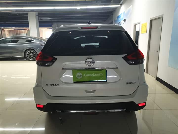 Фото 6 - Nissan X-Trail