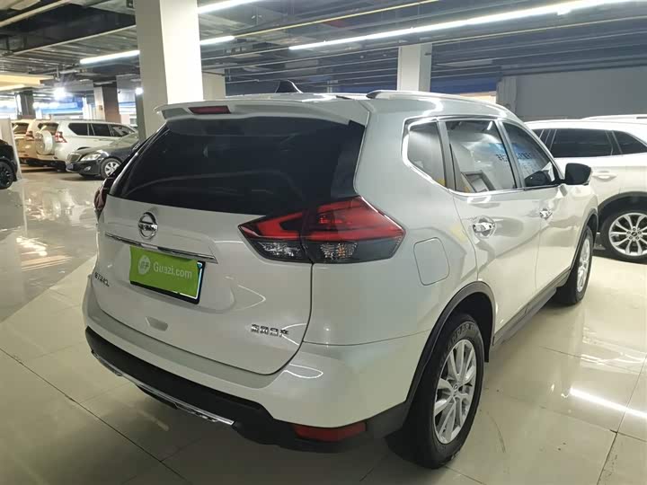 Фото 7 - Nissan X-Trail