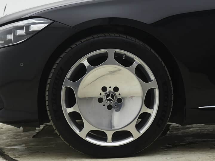 Фото 7 - Mercedes-Benz S-Class