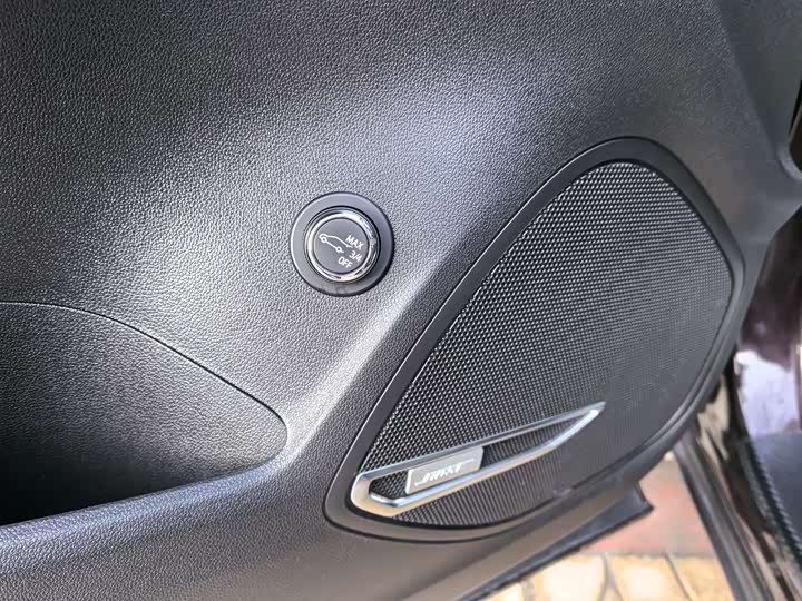 Фото 9 - Buick Envision Plus