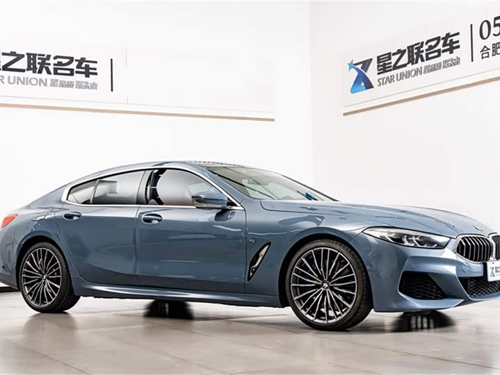 Фото 6 - BMW 8 Series