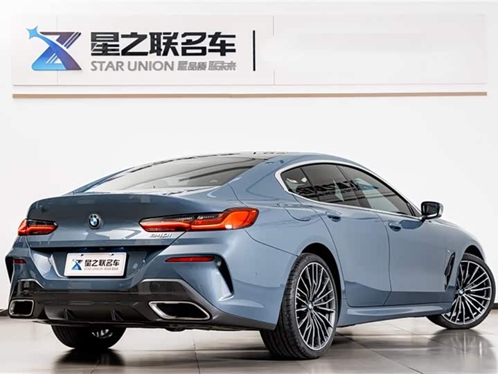 Фото 7 - BMW 8 Series