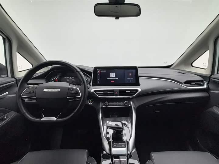 Фото 5 - Maxus Euniq 5