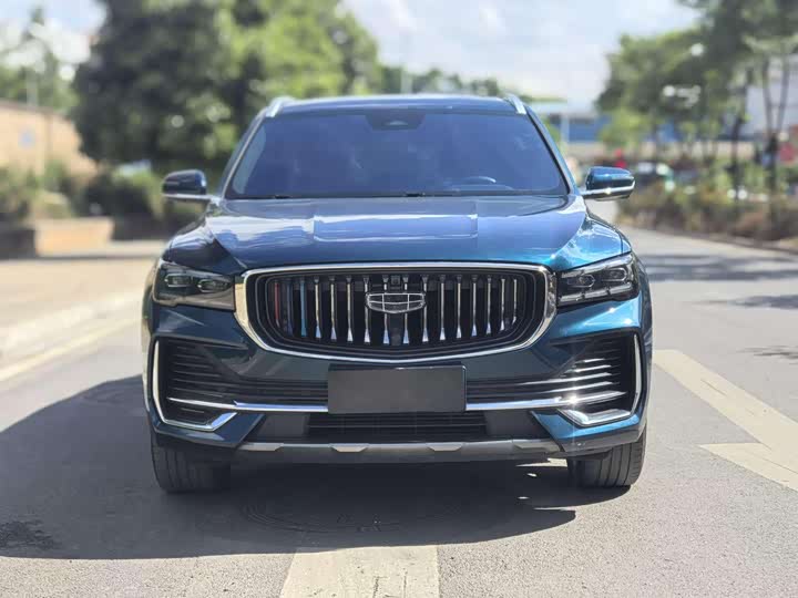 Фото 2 - Geely Monjaro