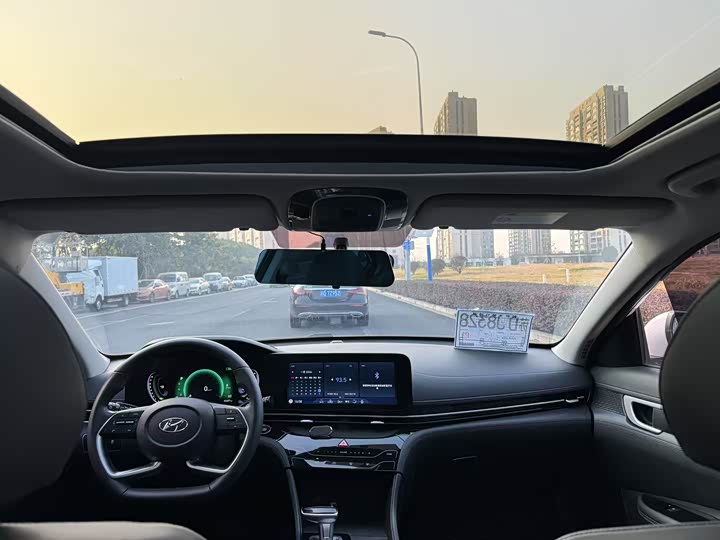 Фото 7 - Hyundai Mistra