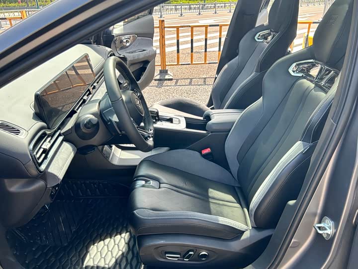 Фото 7 - GAC Trumpchi Empow R