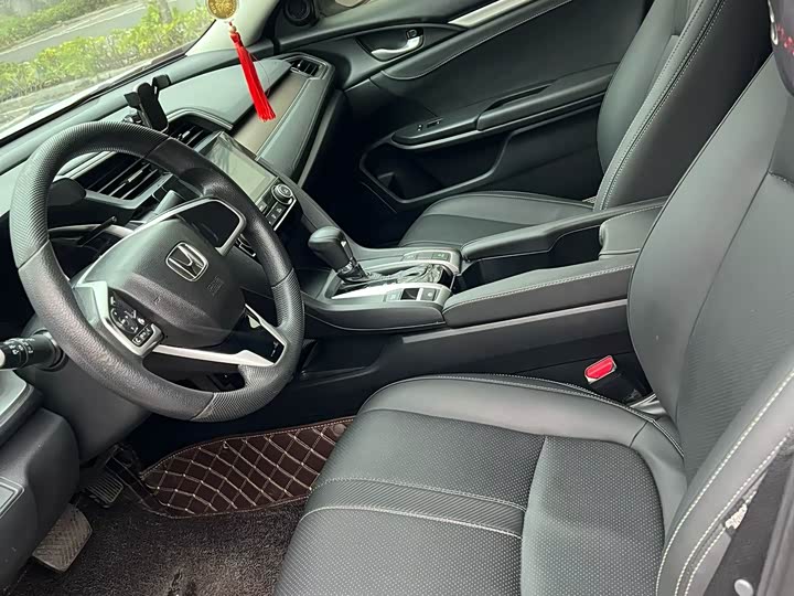 Фото 7 - Honda Civic