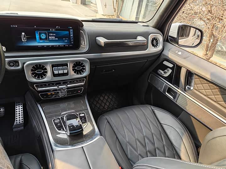 Фото 9 - Mercedes-Benz G-Class