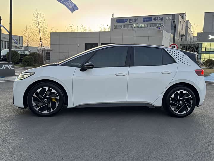 Фото 3 - Volkswagen ID.3