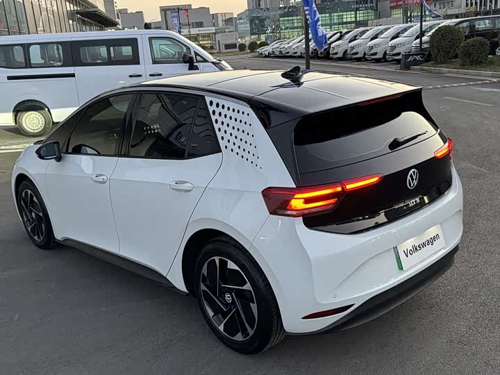 Фото 7 - Volkswagen ID.3