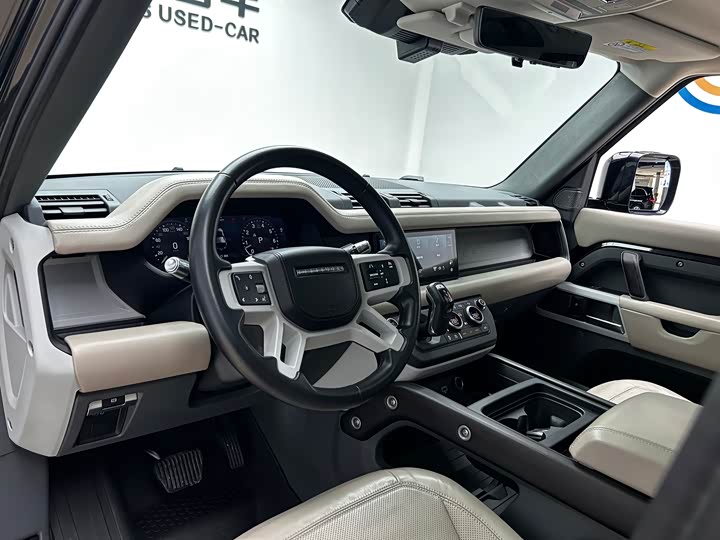 Фото 7 - Land Rover Defender