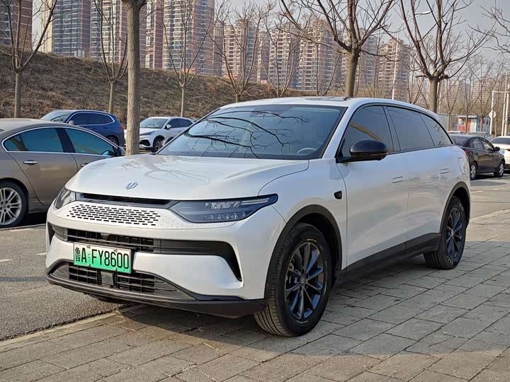 Фото 1 - Leapmotor C11