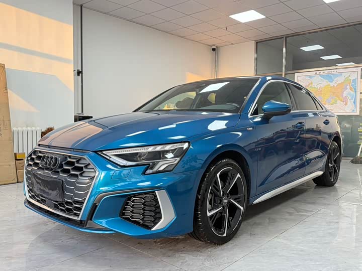 Фото 1 - Audi A3