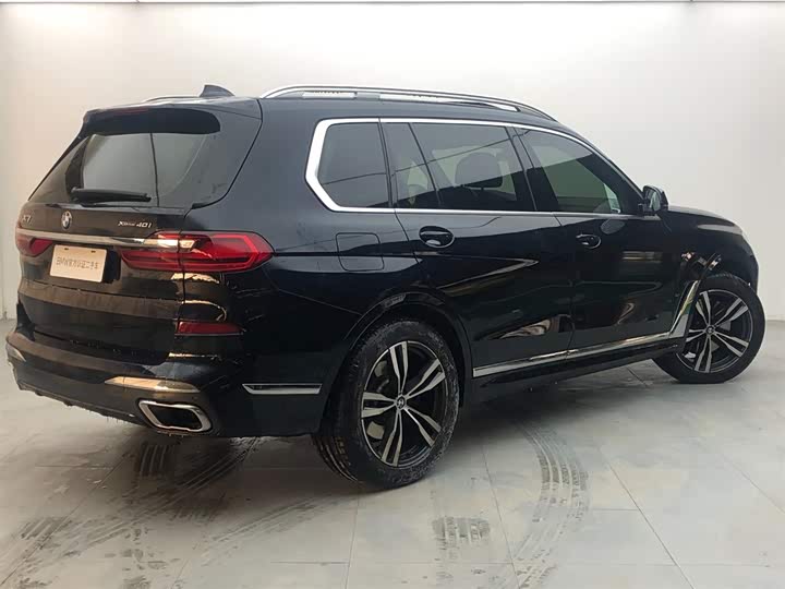 Фото 4 - BMW X7