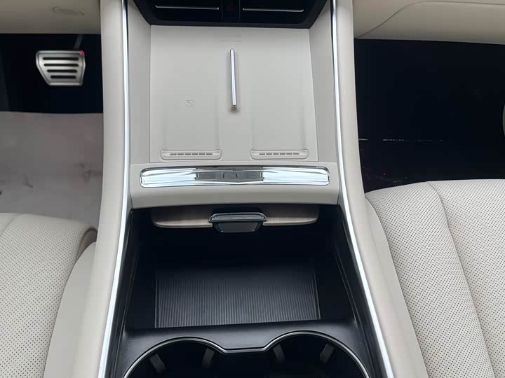 Фото 9 - Luxeed S7