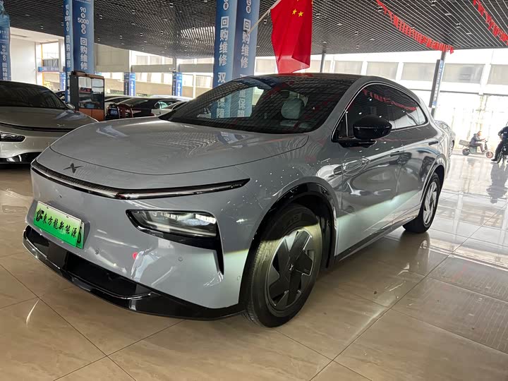 Фото 2 - XPeng G7