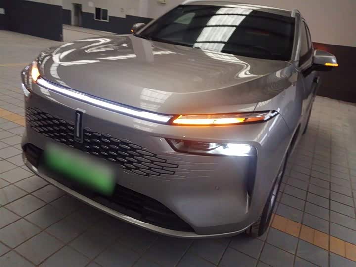 Фото 1 - Wey Mocca Hybrid