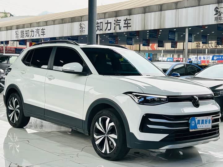 Фото 3 - Volkswagen Tharu