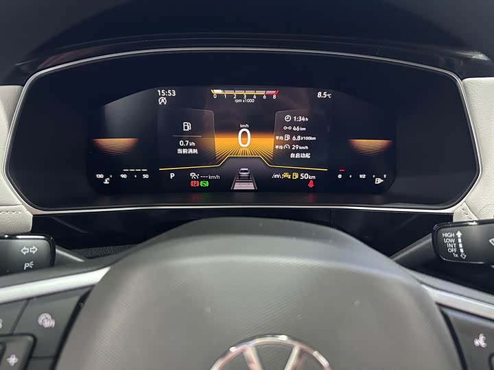 Фото 9 - Volkswagen Tharu