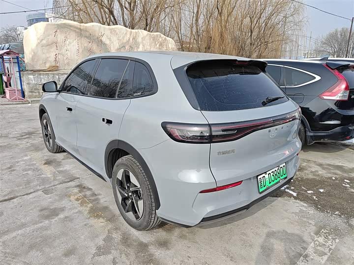 Фото 5 - Geely Galaxy E5