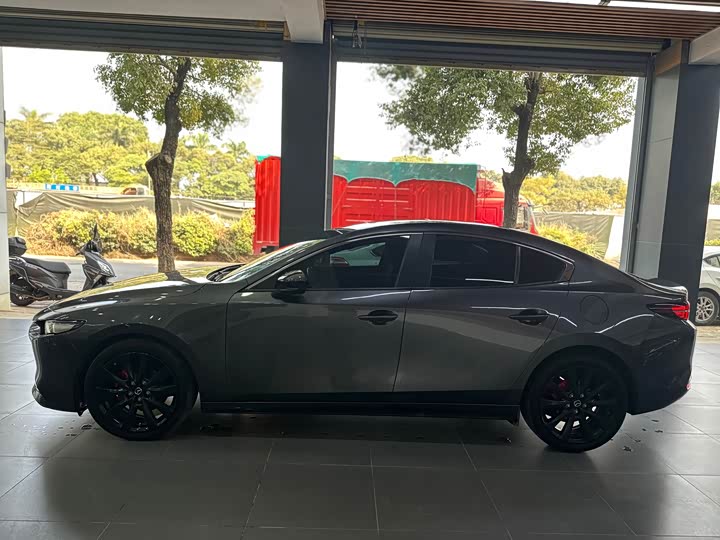 Фото 3 - Mazda 3 (Axela)