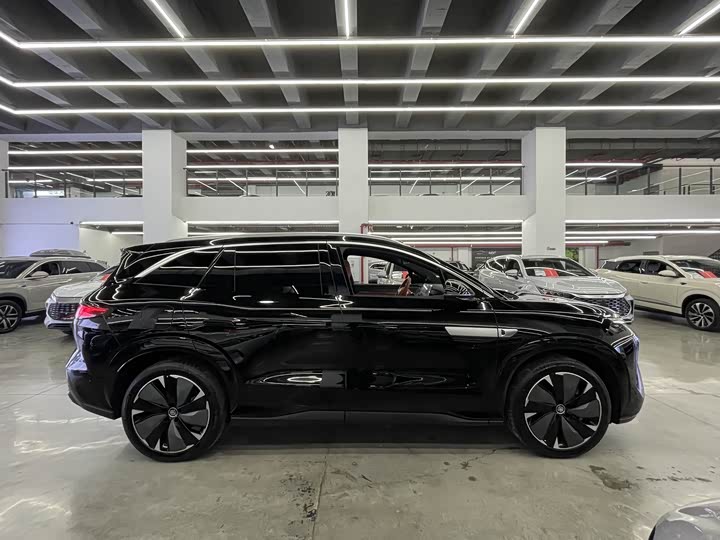 Фото 7 - BYD Tang L