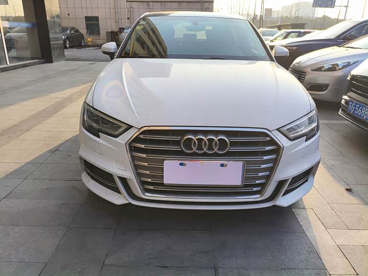 Фото 2 - Audi A3