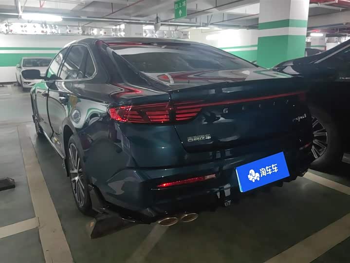 Фото 3 - Geely Preface