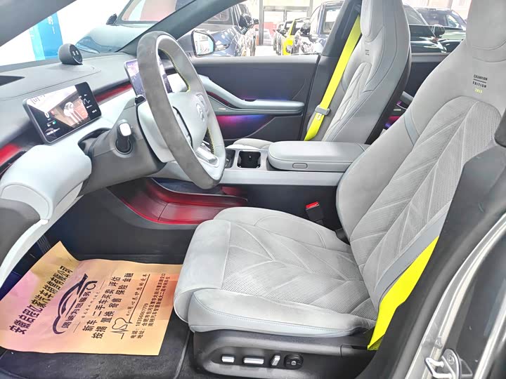 Фото 7 - Nio ET5T