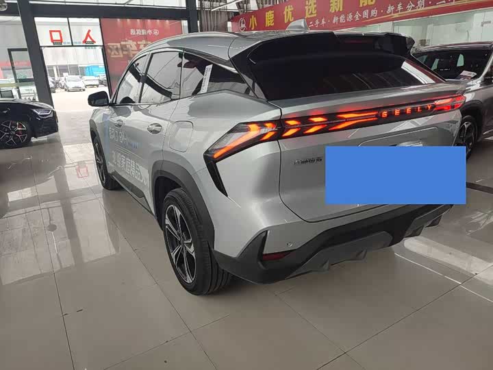 Фото 7 - Geely Galaxy L7