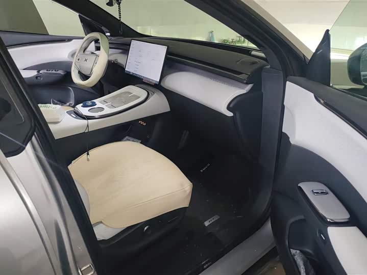 Фото 8 - XPeng G7