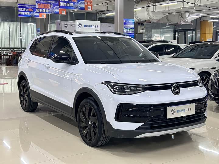 Фото 3 - Volkswagen Tharu