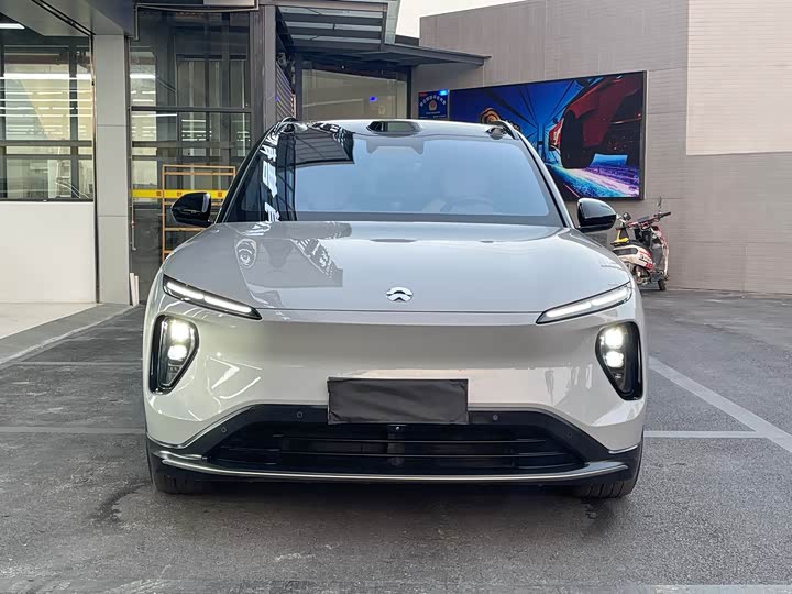 Фото 4 - Nio ES6