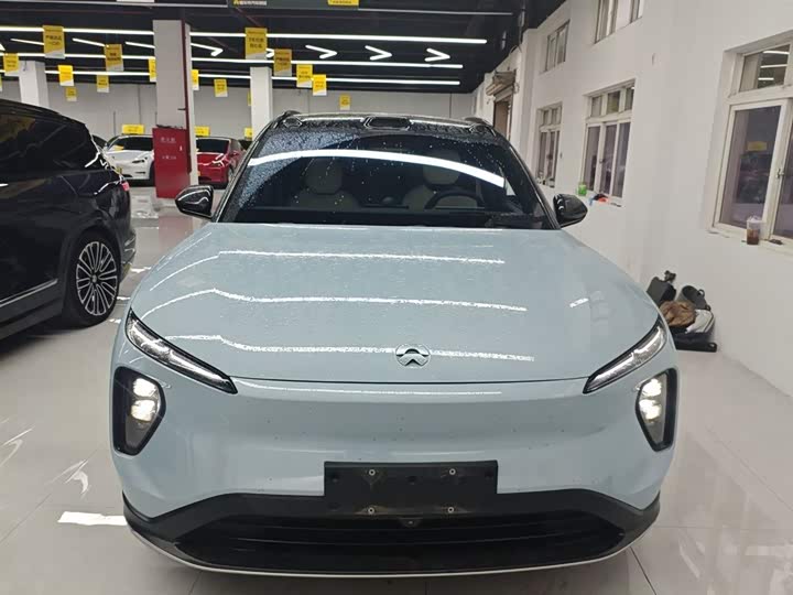 Фото 3 - Nio ES6