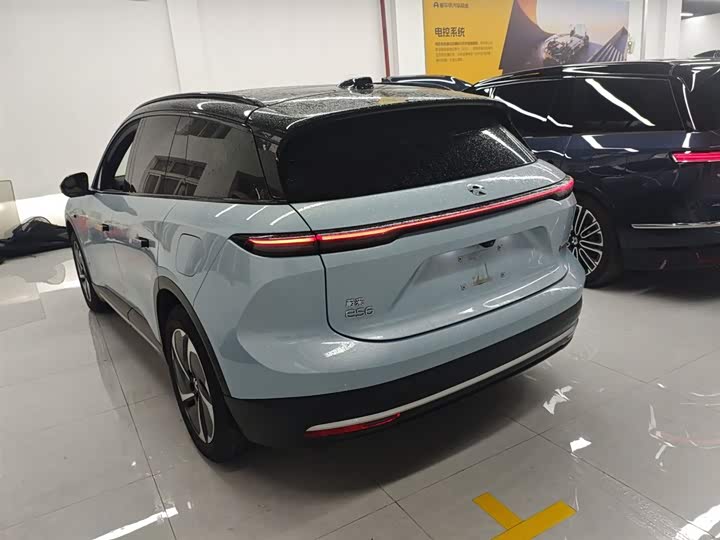Фото 5 - Nio ES6