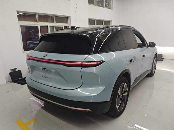 Фото 7 - Nio ES6