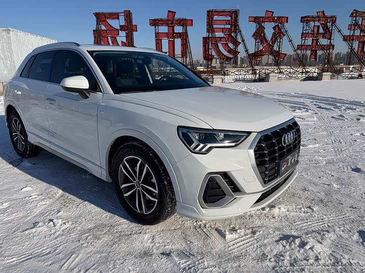 Фото 3 - Audi Q3