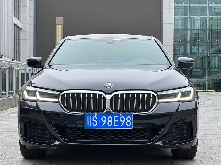 Фото 3 - BMW 5 Series