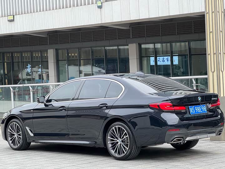 Фото 6 - BMW 5 Series