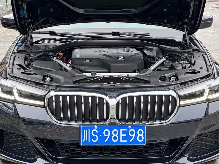 Фото 9 - BMW 5 Series