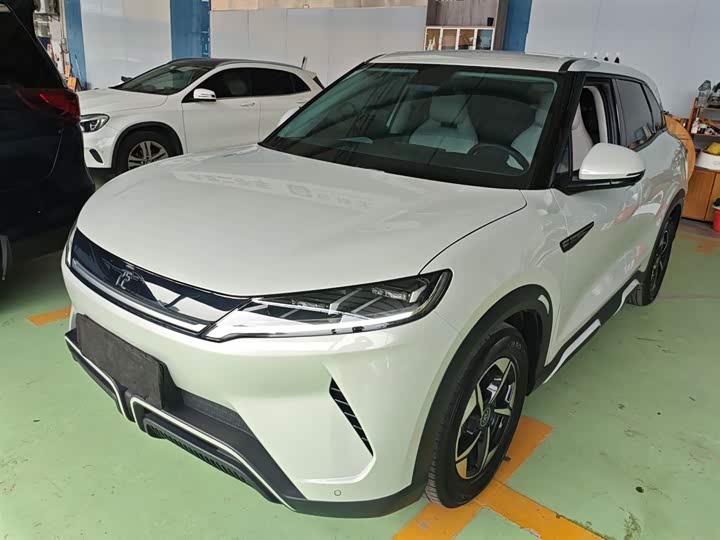 Фото 2 - BYD Yuan Up