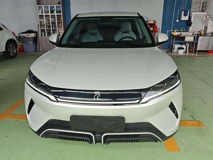 Фото 3 - BYD Yuan Up